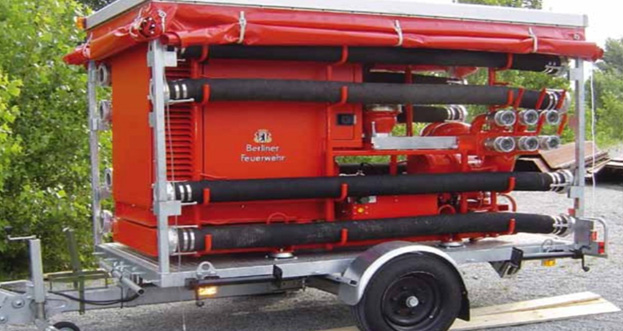 消防供水移动泵车1